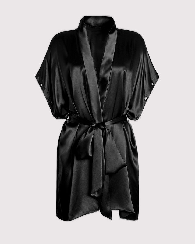Black silk kimono robe, with detachable sleeves. Sleeves removed