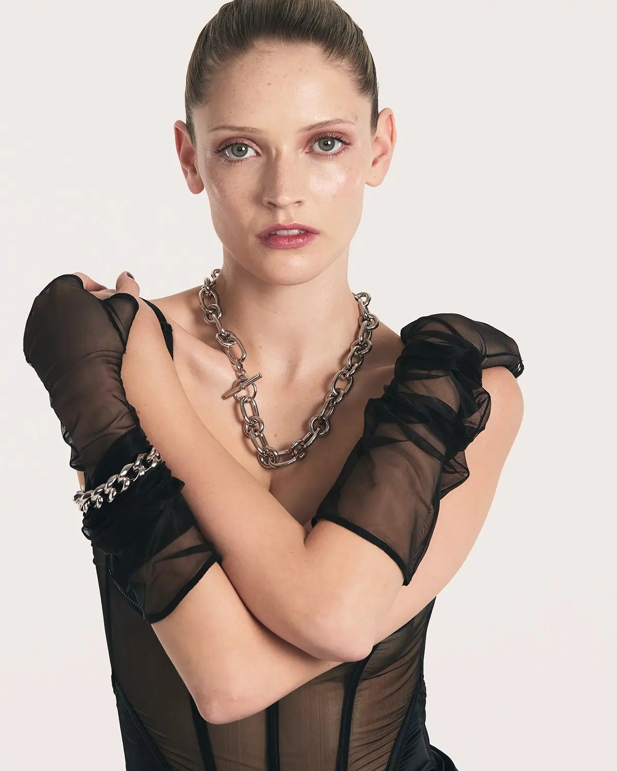 Air Kiss Fingerless Opera Gloves