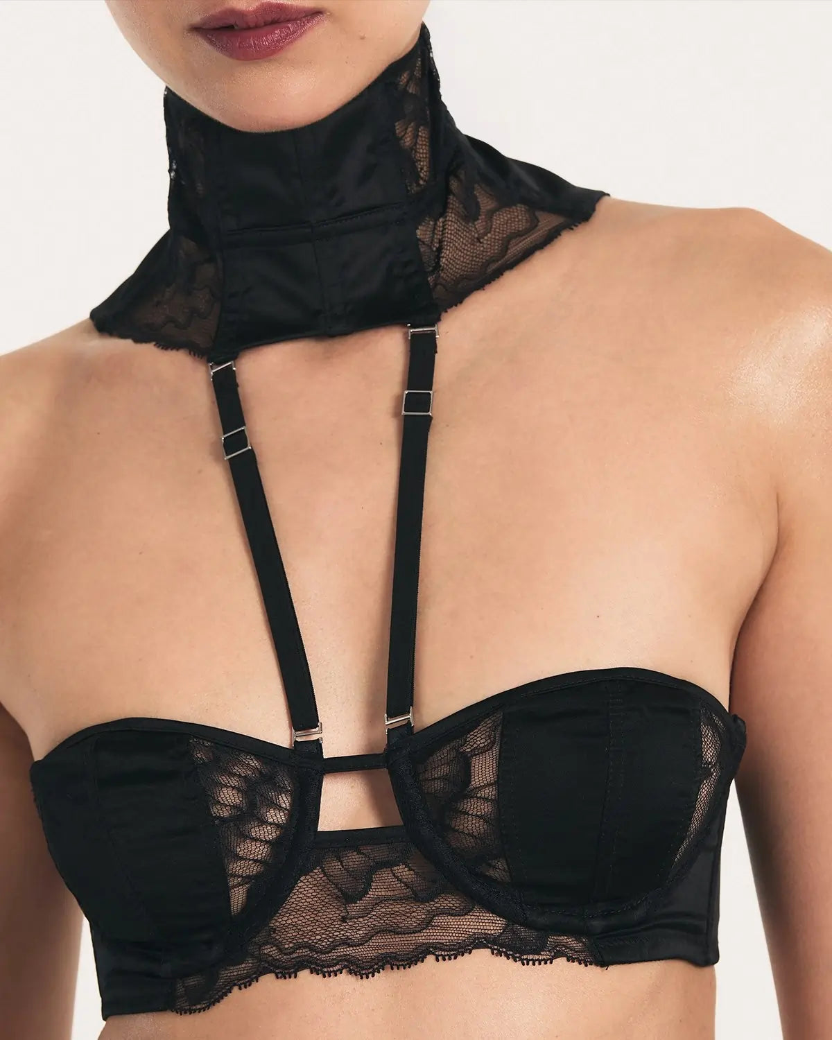 Butterfly Convertible Waist Cincher + Collar