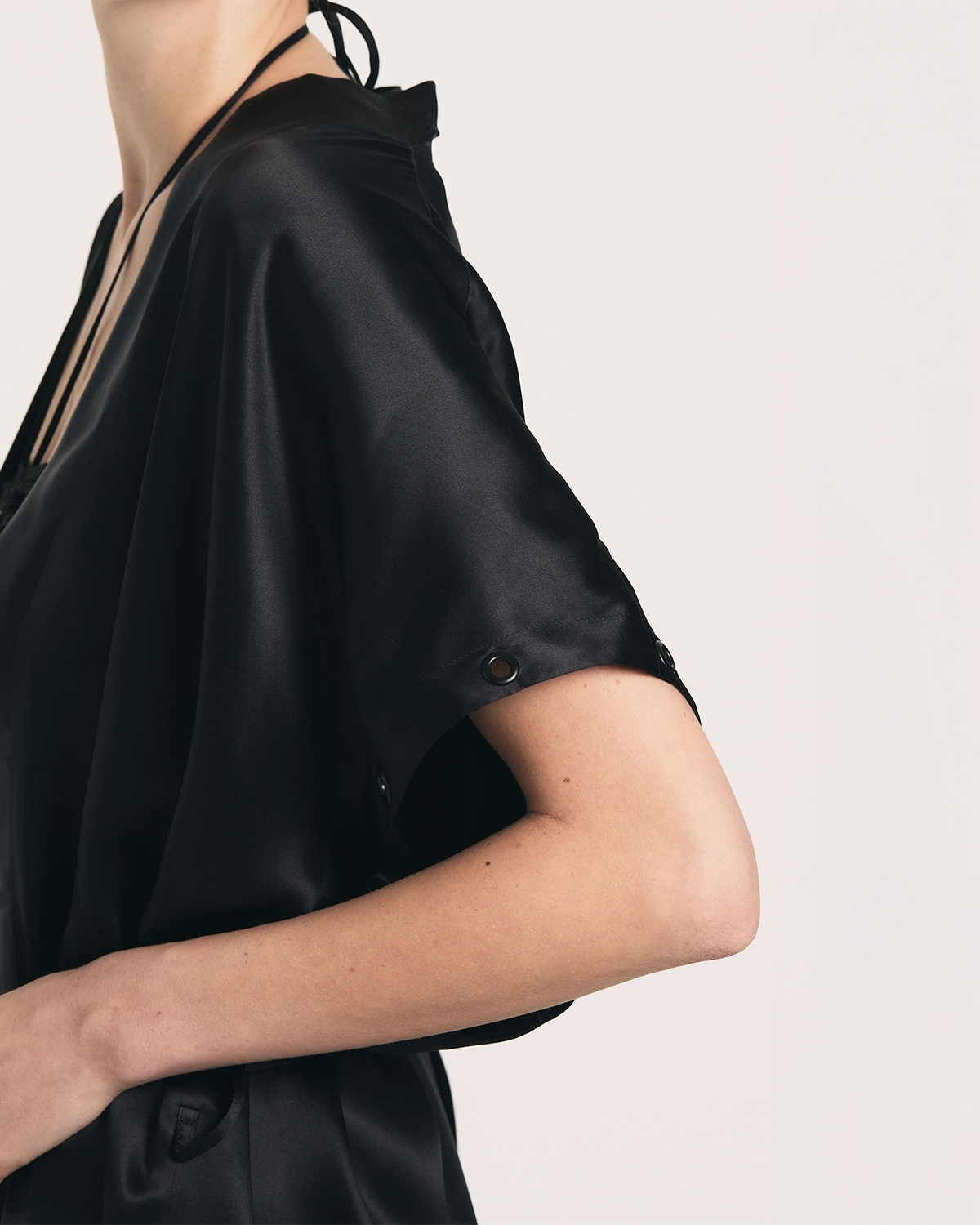 Stroke of Midnight Convertible Kimono Robe